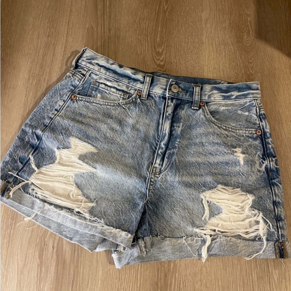 American Eagle Mom Distressed Denim Women's Shorts